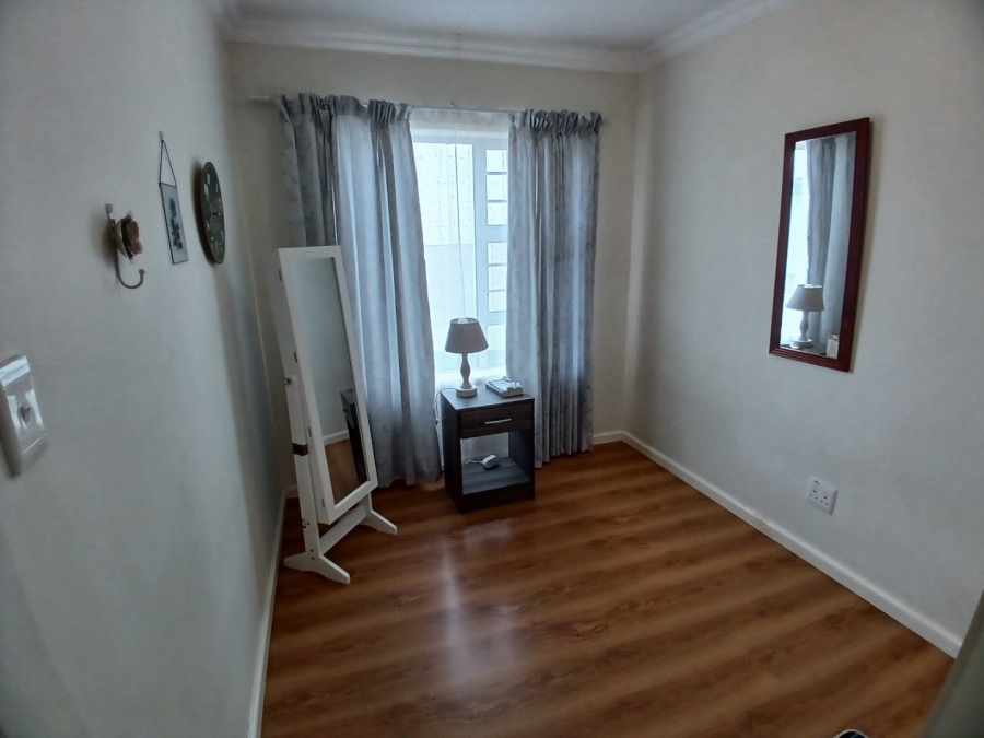 3 Bedroom Property for Sale in Fraaiuitsig Western Cape